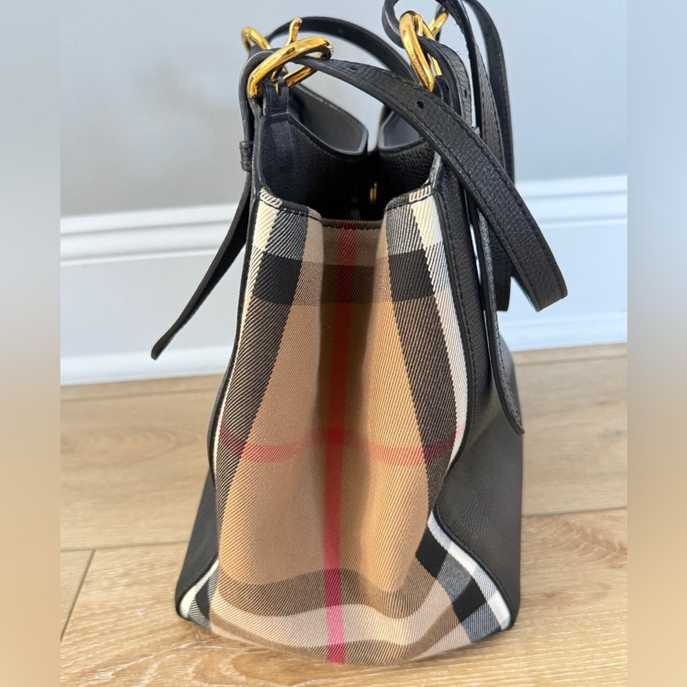 Burberry House Check Derby Canterbury Tote, Black Leather, Authentic, Like New - Picture 5 of 14